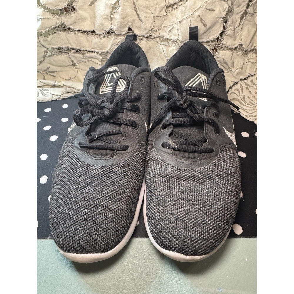 NIKE Flex Experience Run 10 Running Shoe Sneakers Black White Gray WOMEN'S 11 - Picture 2 of 10